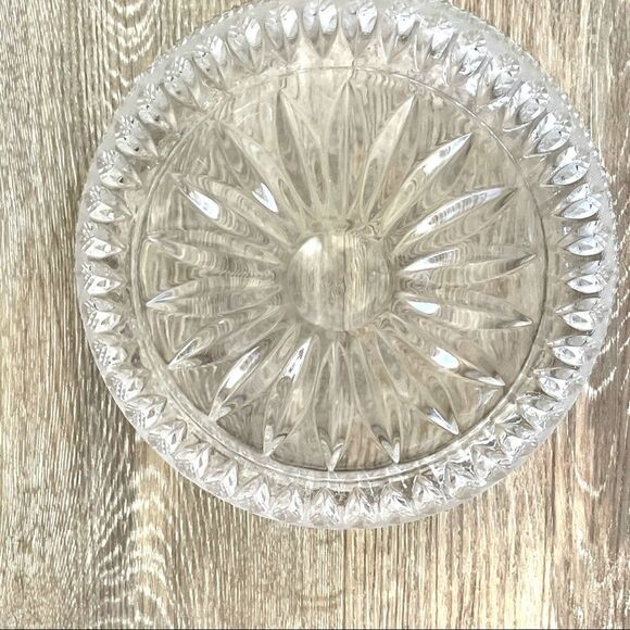 Glass bowl with silver trim - Picture 6 of 10